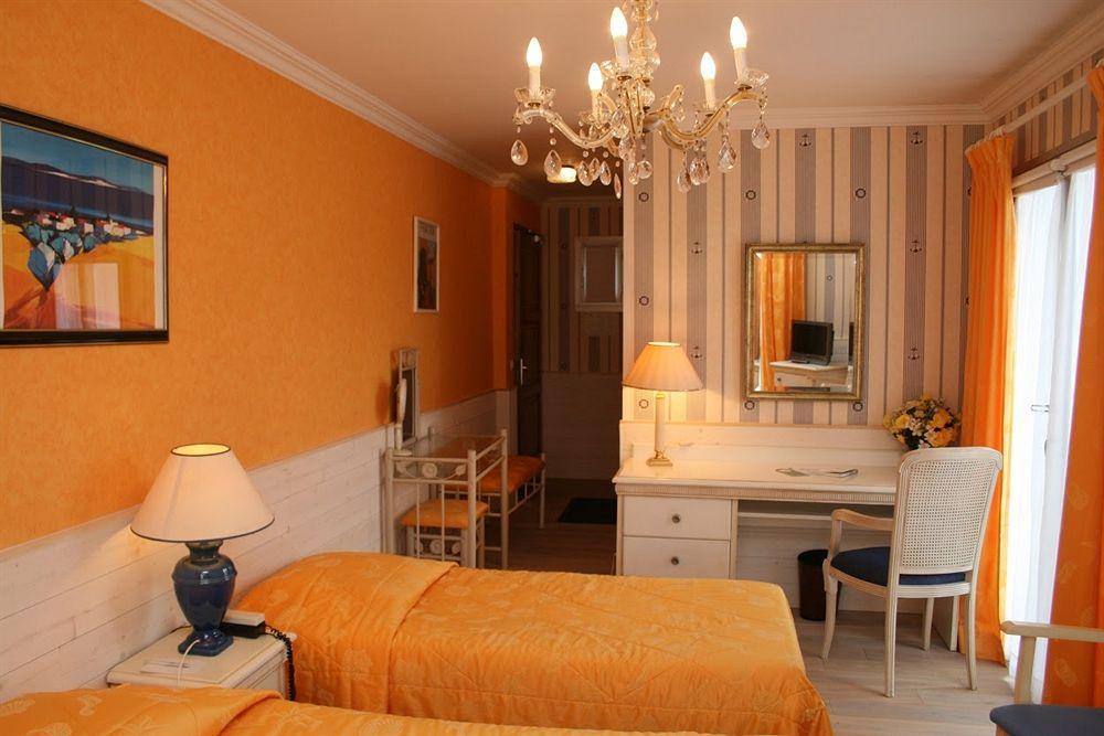 Hotel The Originals Residence De Rohan Во-сюр-Мер Екстер'єр фото