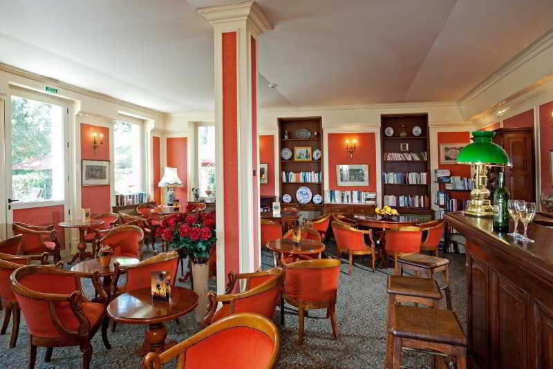 Hotel The Originals Residence De Rohan Во-сюр-Мер Екстер'єр фото